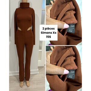 Icône by Simons Two-Piece Ribbed Set – Size XS – $15